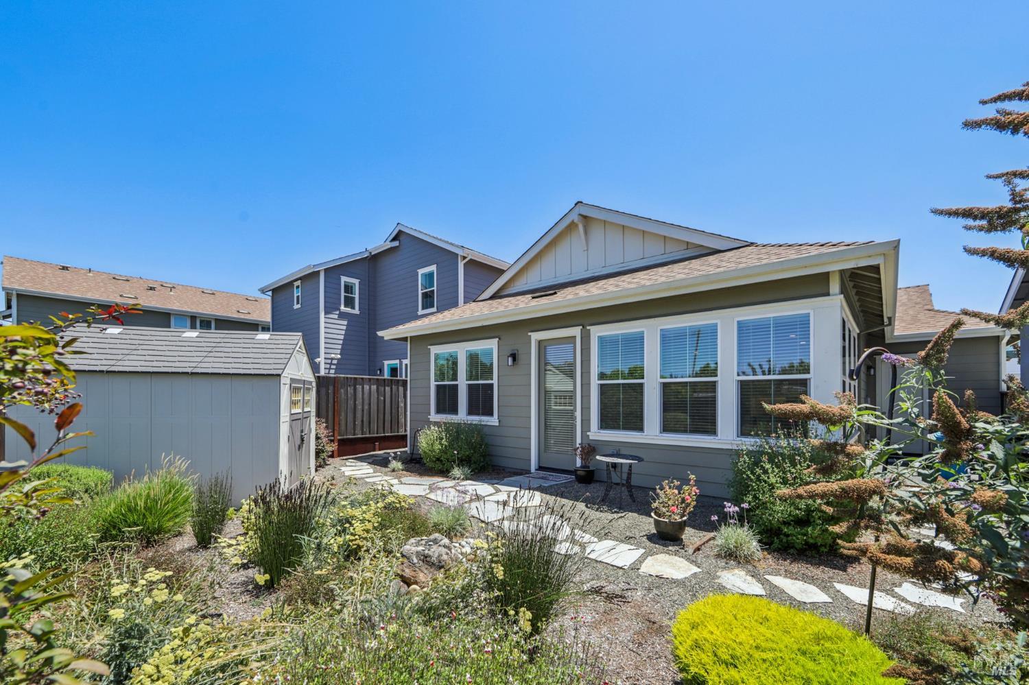 Detail Gallery Image 25 of 29 For 1737 Linden Ln, Santa Rosa,  CA 95404 - 3 Beds | 2/1 Baths