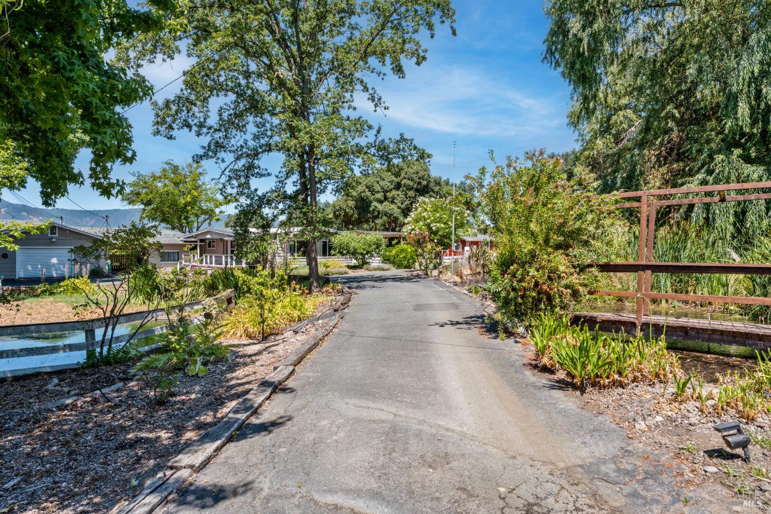 Detail Gallery Image 29 of 53 For 2650 Old River Rd, Ukiah,  CA 95482 - 2 Beds | 2 Baths