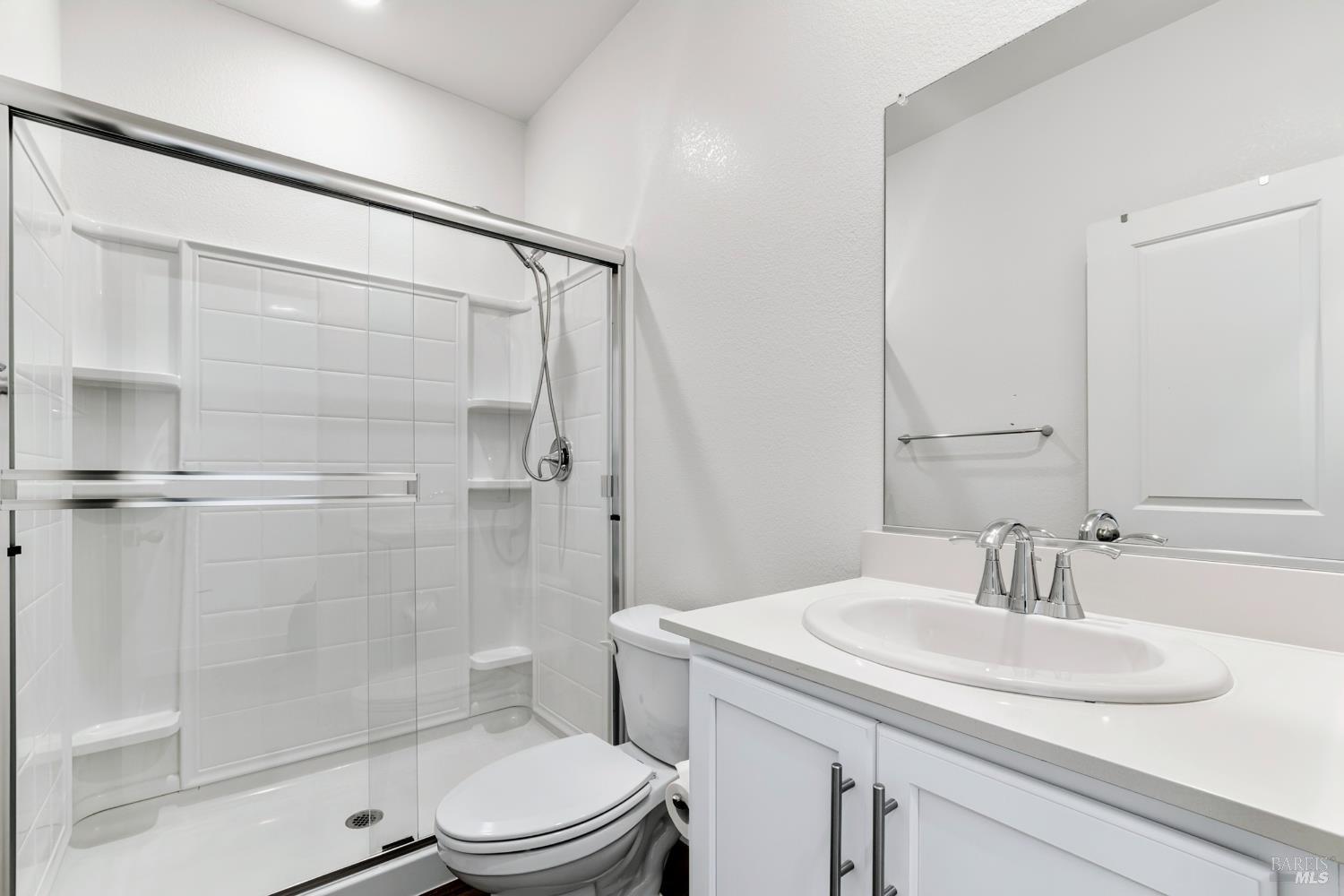Detail Gallery Image 14 of 36 For 153 Frontier St, American Canyon,  CA 94503 - 4 Beds | 3 Baths
