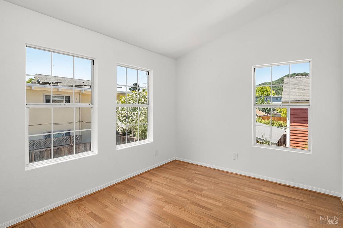 Detail Gallery Image 29 of 37 For 523 B St, San Rafael,  CA 94901 - 7 Beds | 4 Baths