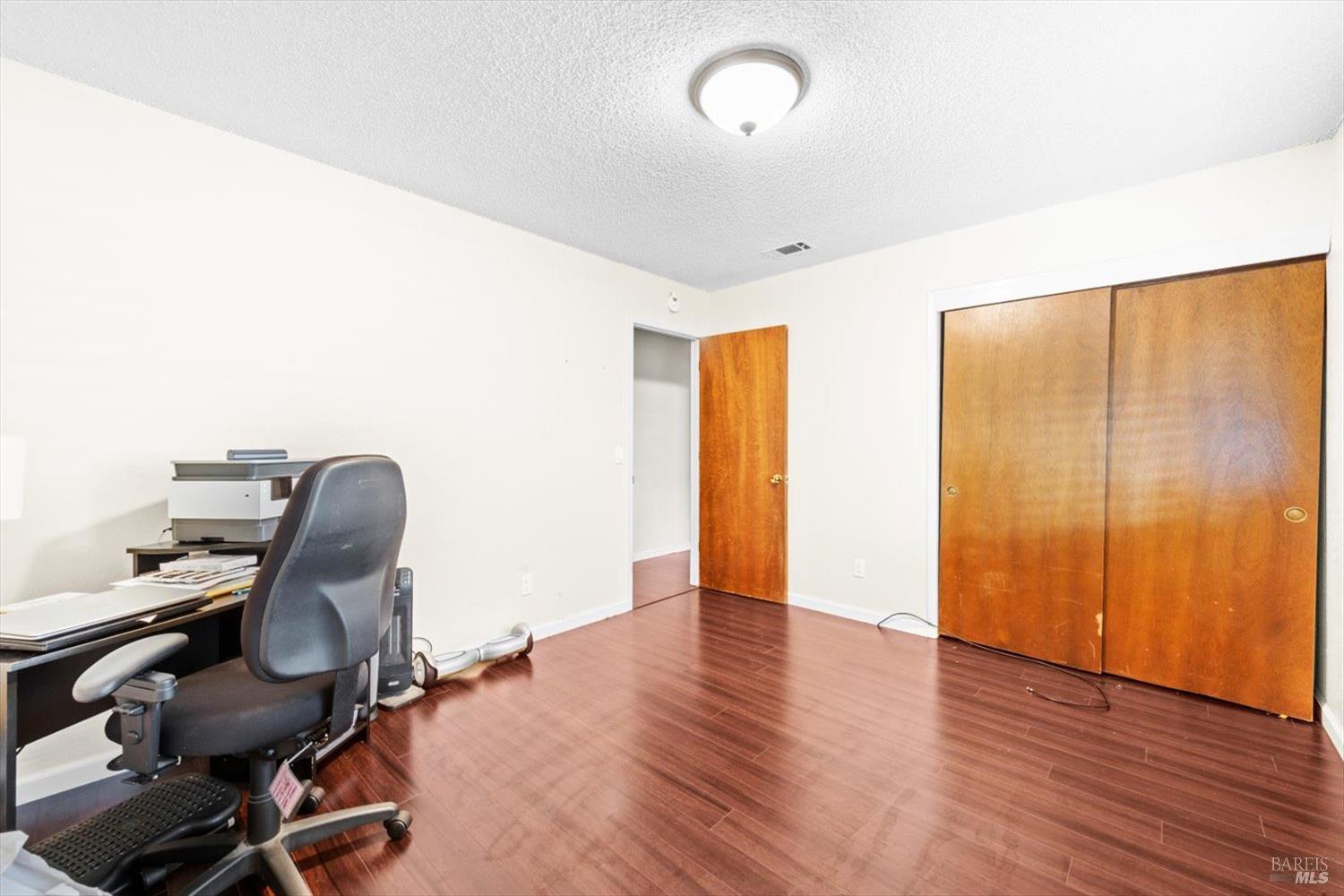 Detail Gallery Image 23 of 31 For 320 Serrano Ct, Fairfield,  CA 94533 - 4 Beds | 2 Baths