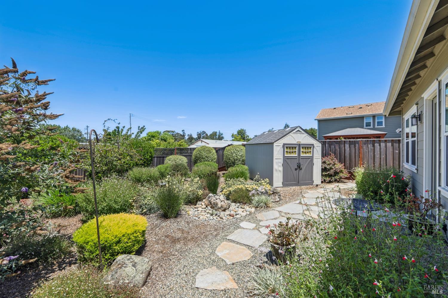 Detail Gallery Image 26 of 29 For 1737 Linden Ln, Santa Rosa,  CA 95404 - 3 Beds | 2/1 Baths