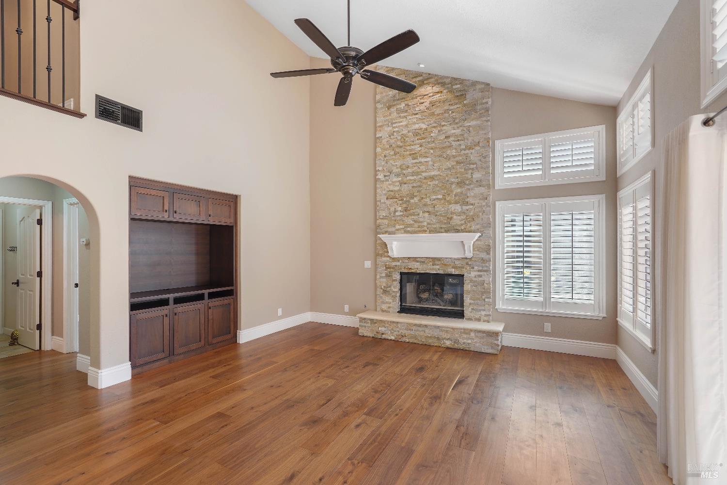 Detail Gallery Image 23 of 87 For 243 Lone Oak Dr, Vacaville,  CA 95688 - 4 Beds | 3 Baths
