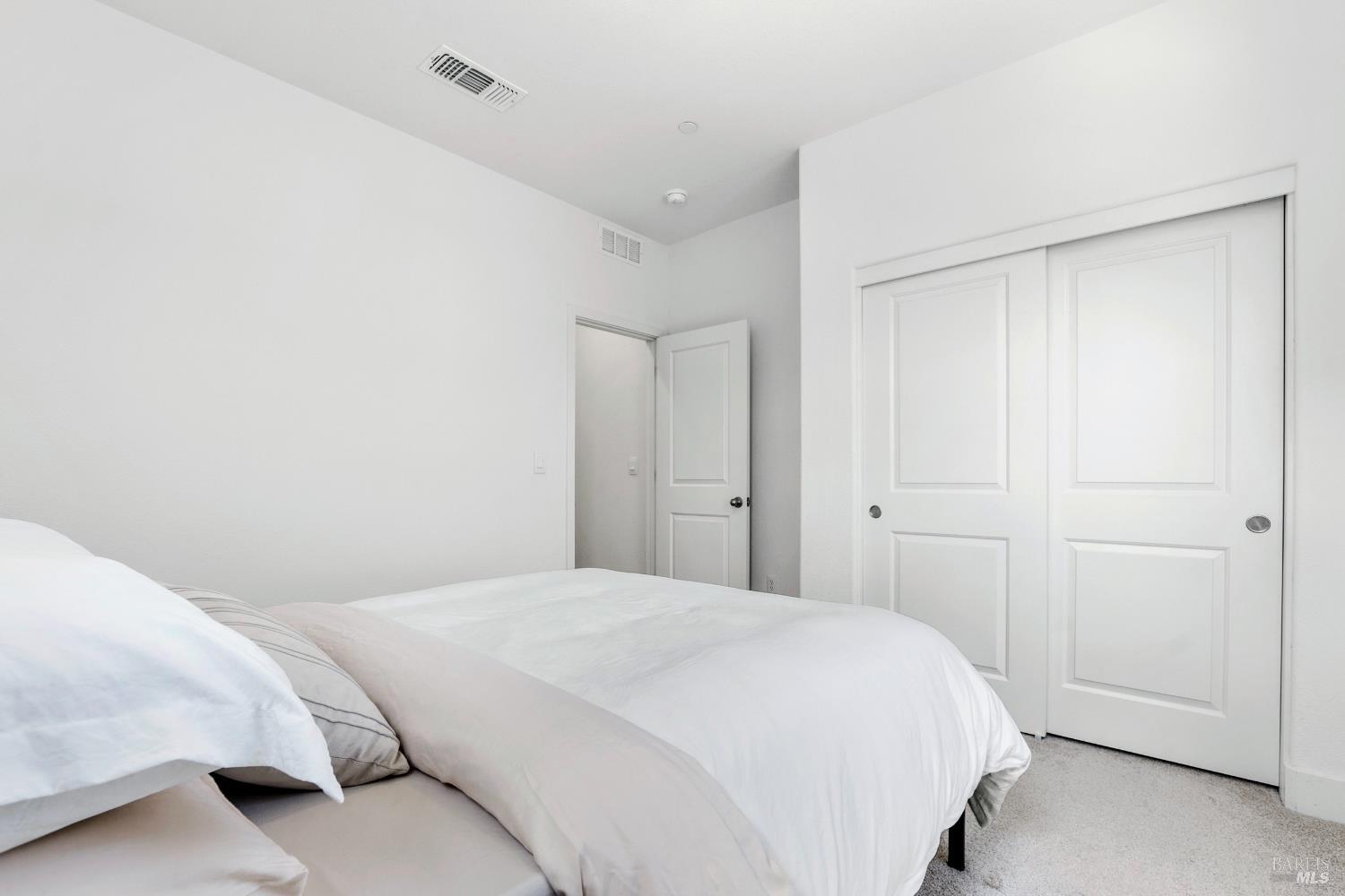 Detail Gallery Image 13 of 36 For 153 Frontier St, American Canyon,  CA 94503 - 4 Beds | 3 Baths
