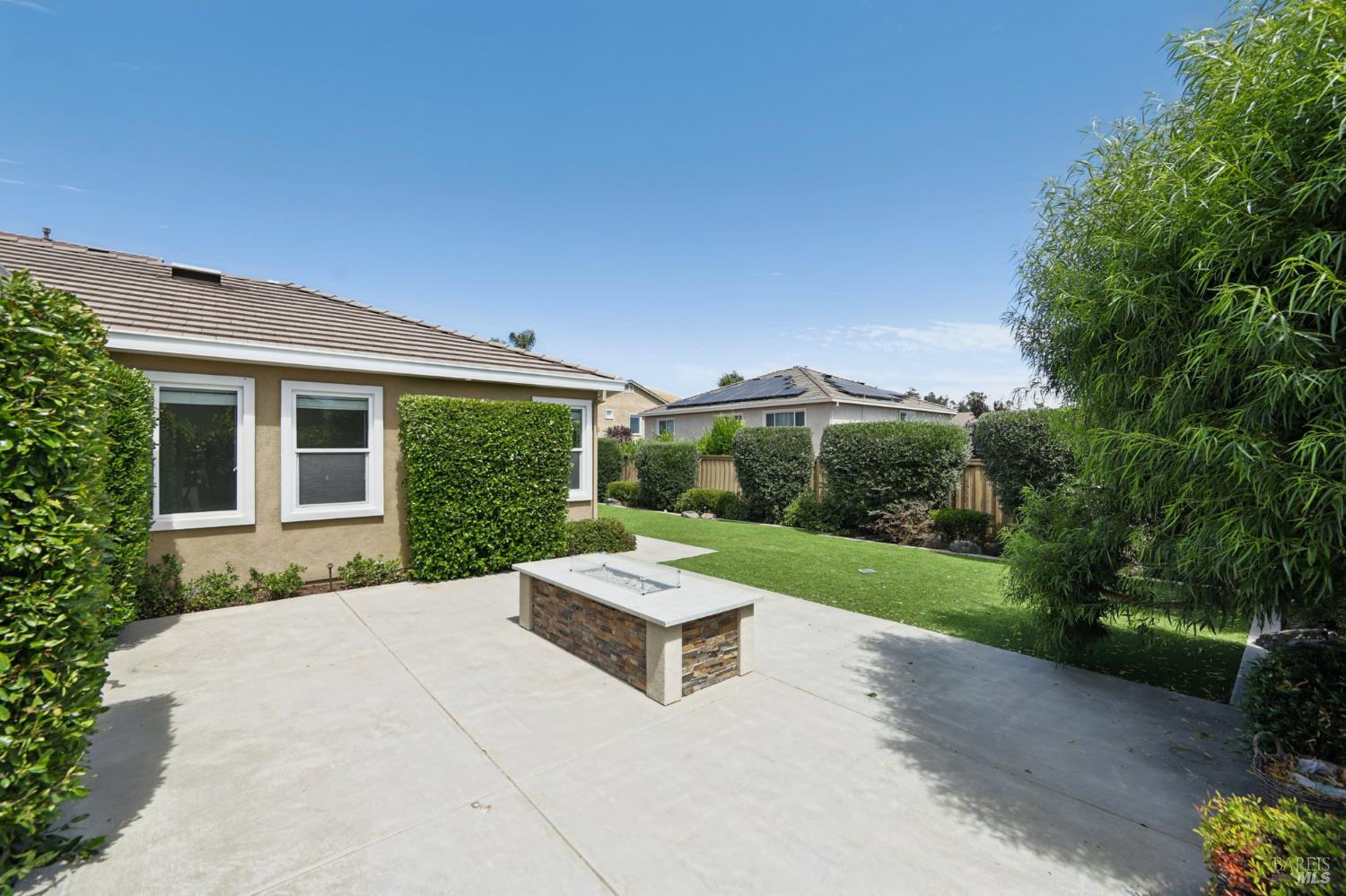 Detail Gallery Image 33 of 48 For 1864 Boardsman Way, Fairfield,  CA 94533 - 4 Beds | 2/1 Baths