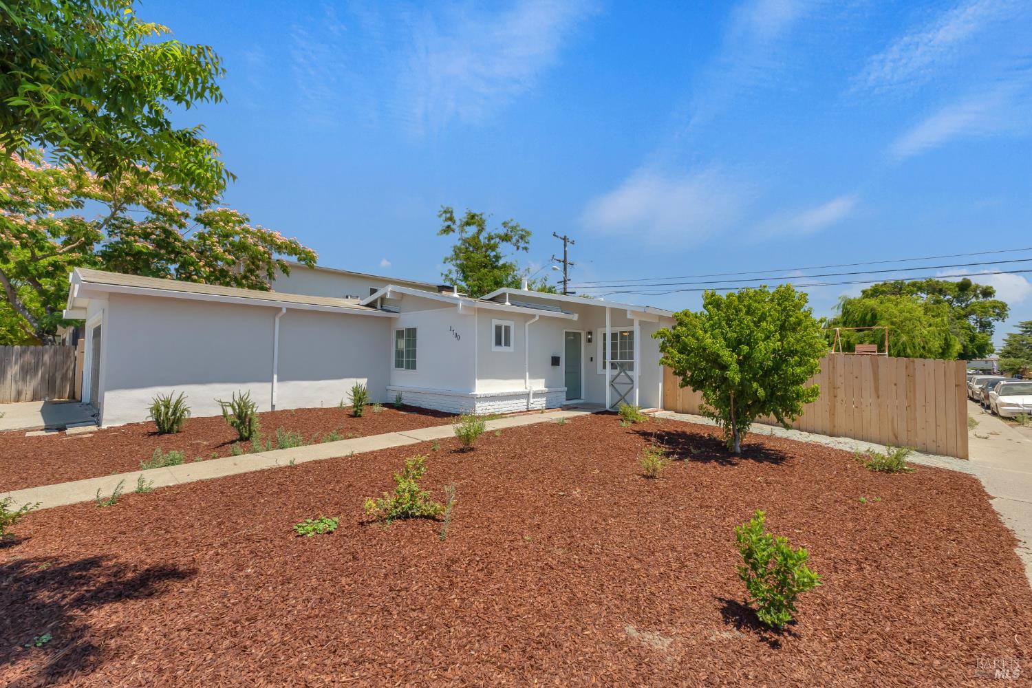 Detail Gallery Image 11 of 28 For 1700 Fillmore St, Fairfield,  CA 94533 - 3 Beds | 2 Baths