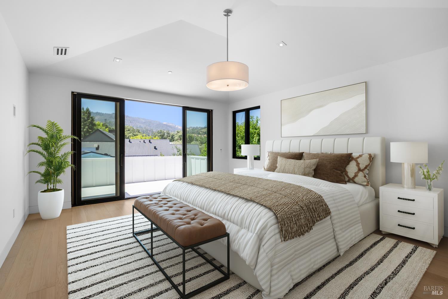 Detail Gallery Image 14 of 36 For 1547 Allyn Ave, Saint Helena,  CA 94574 - 5 Beds | 5 Baths