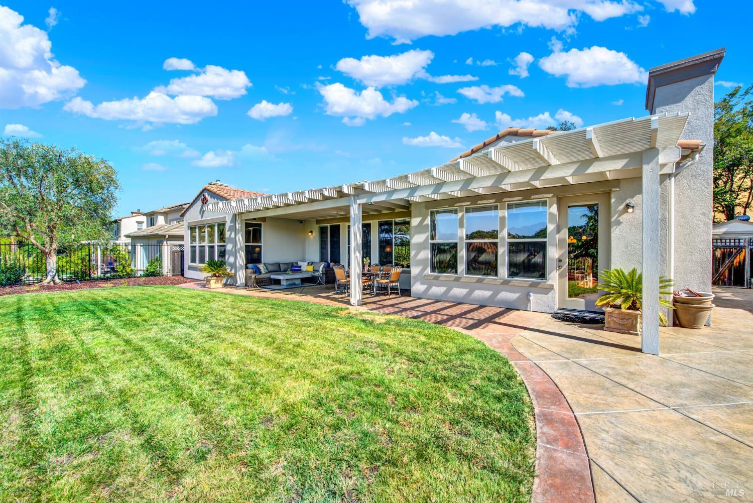 Detail Gallery Image 80 of 93 For 3337 Spyglass Ct, Fairfield,  CA 94534 - 4 Beds | 2/1 Baths
