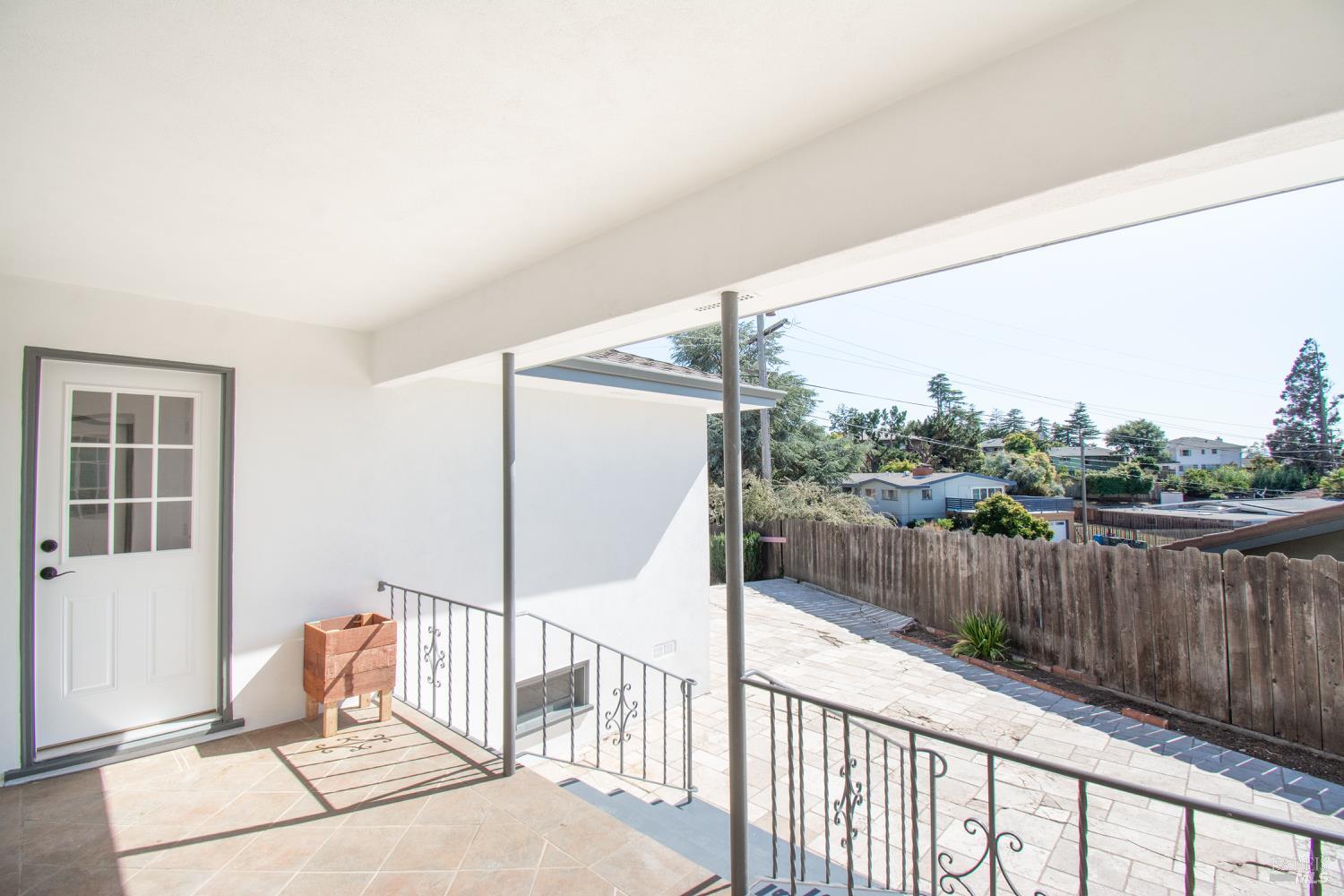 Detail Gallery Image 53 of 64 For 406 El Camino Real Unkn, Vallejo,  CA 94590 - 3 Beds | 2 Baths