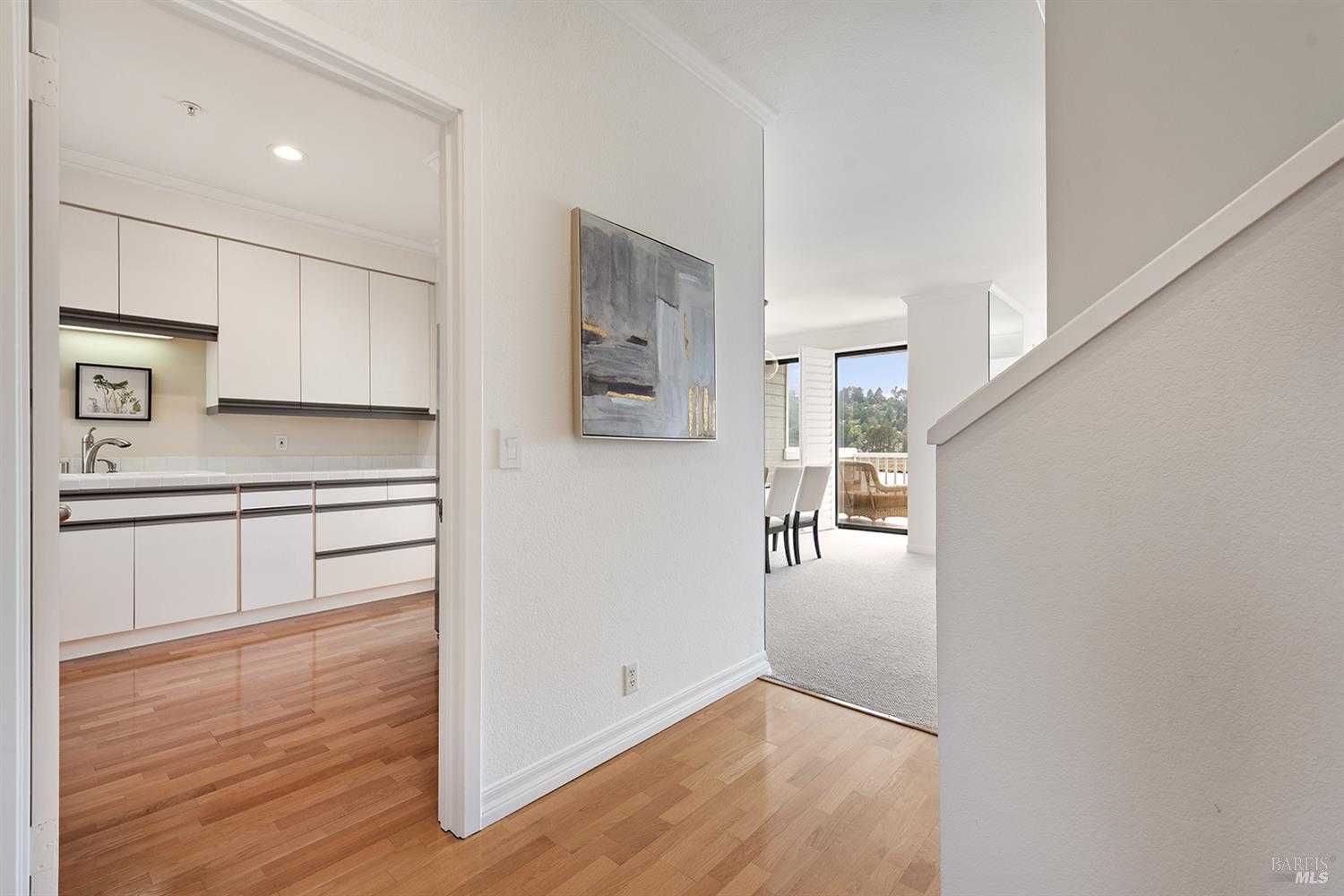 Detail Gallery Image 14 of 49 For 6029 Shelter Bay Ave, Mill Valley,  CA 94941 - 2 Beds | 2/1 Baths