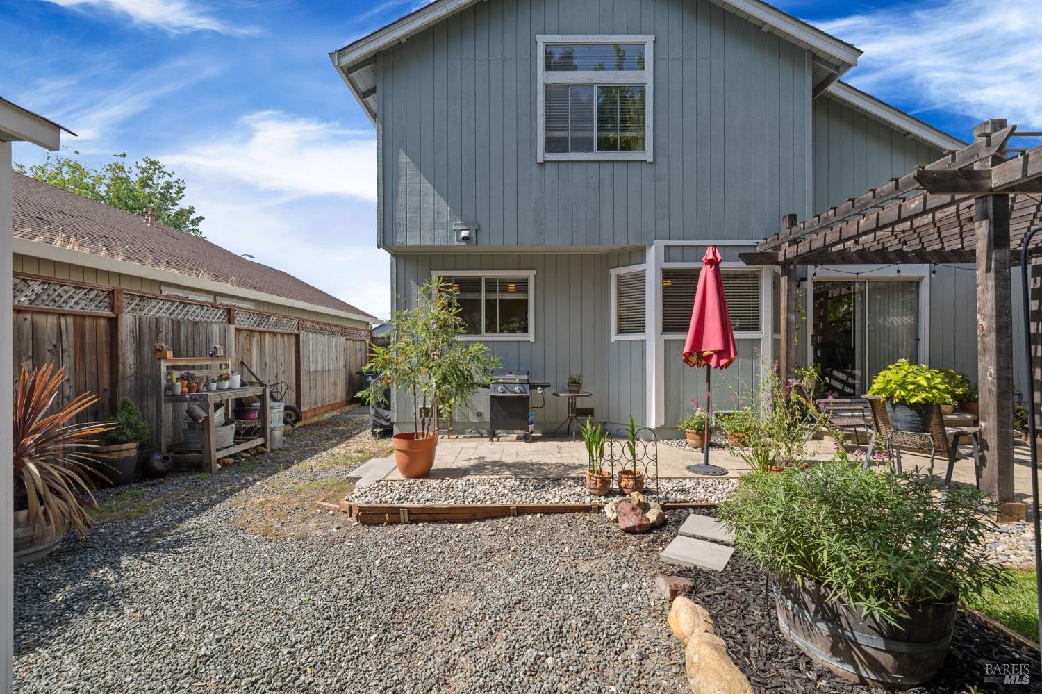 Detail Gallery Image 30 of 48 For 2344 Donahue Ave, Santa Rosa,  CA 95401 - 3 Beds | 2/1 Baths