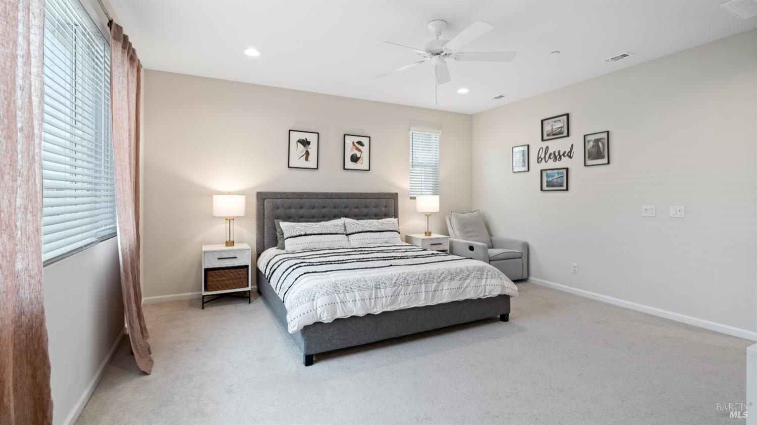 Detail Gallery Image 17 of 30 For 2129 Kingwood Rd, Rohnert Park,  CA 94928 - 3 Beds | 2/1 Baths