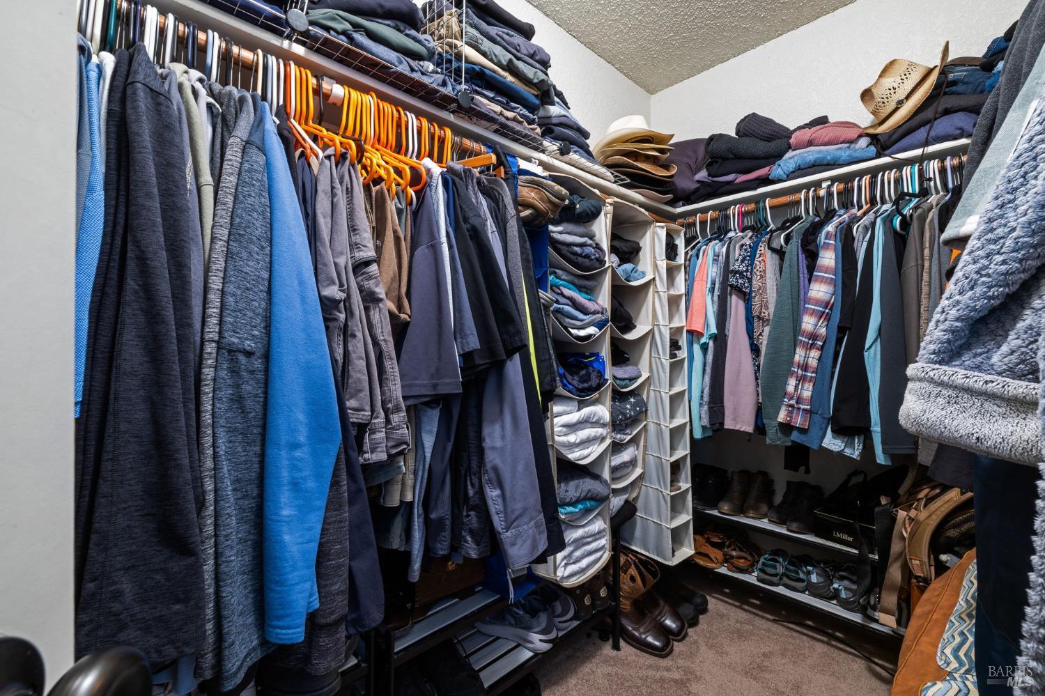 Detail Gallery Image 38 of 48 For 2344 Donahue Ave, Santa Rosa,  CA 95401 - 3 Beds | 2/1 Baths