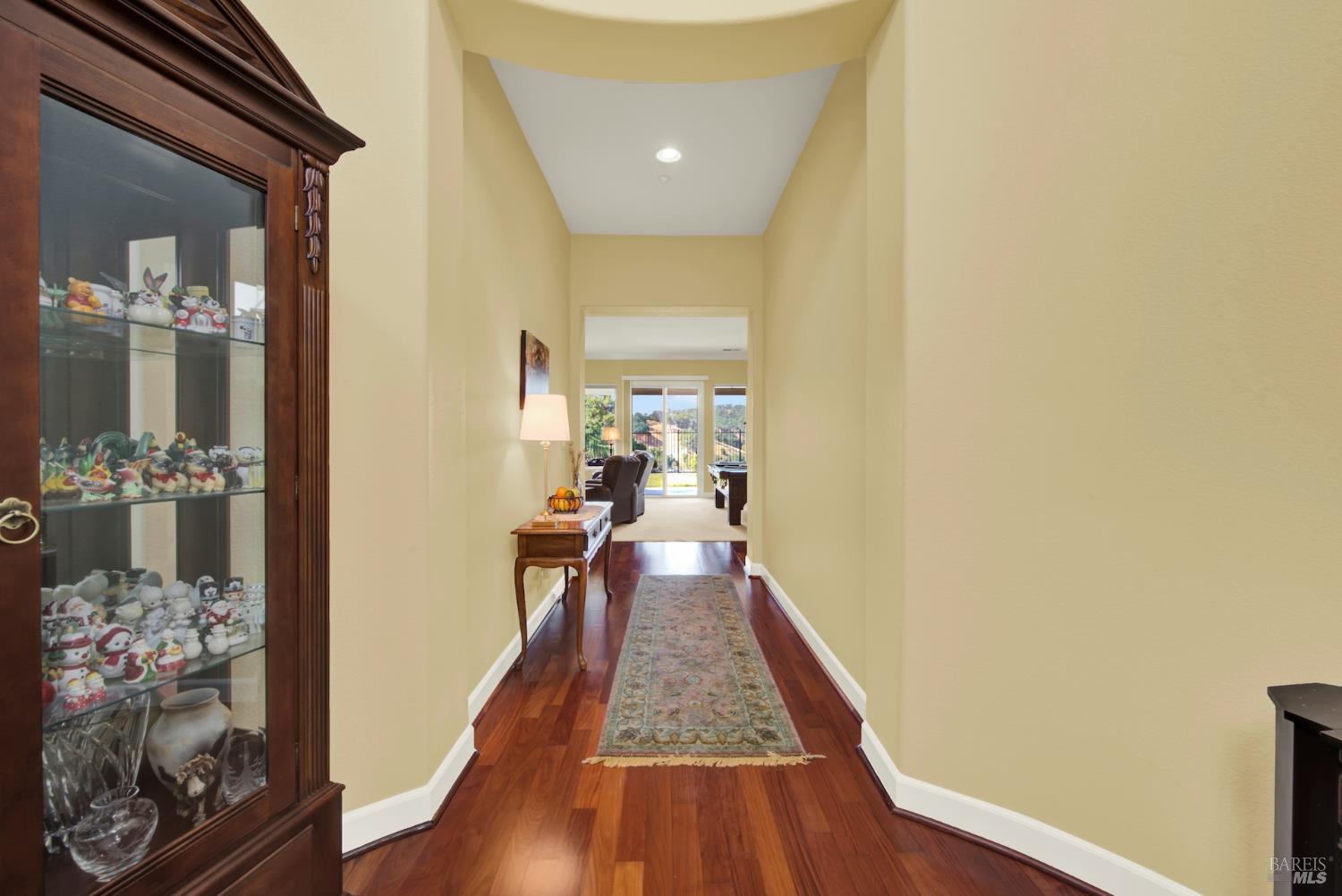 Detail Gallery Image 19 of 93 For 3337 Spyglass Ct, Fairfield,  CA 94534 - 4 Beds | 2/1 Baths