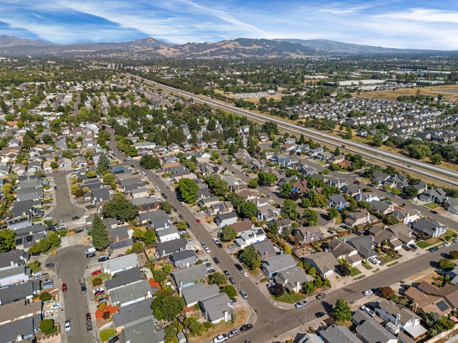 Detail Gallery Image 48 of 48 For 2344 Donahue Ave, Santa Rosa,  CA 95401 - 3 Beds | 2/1 Baths