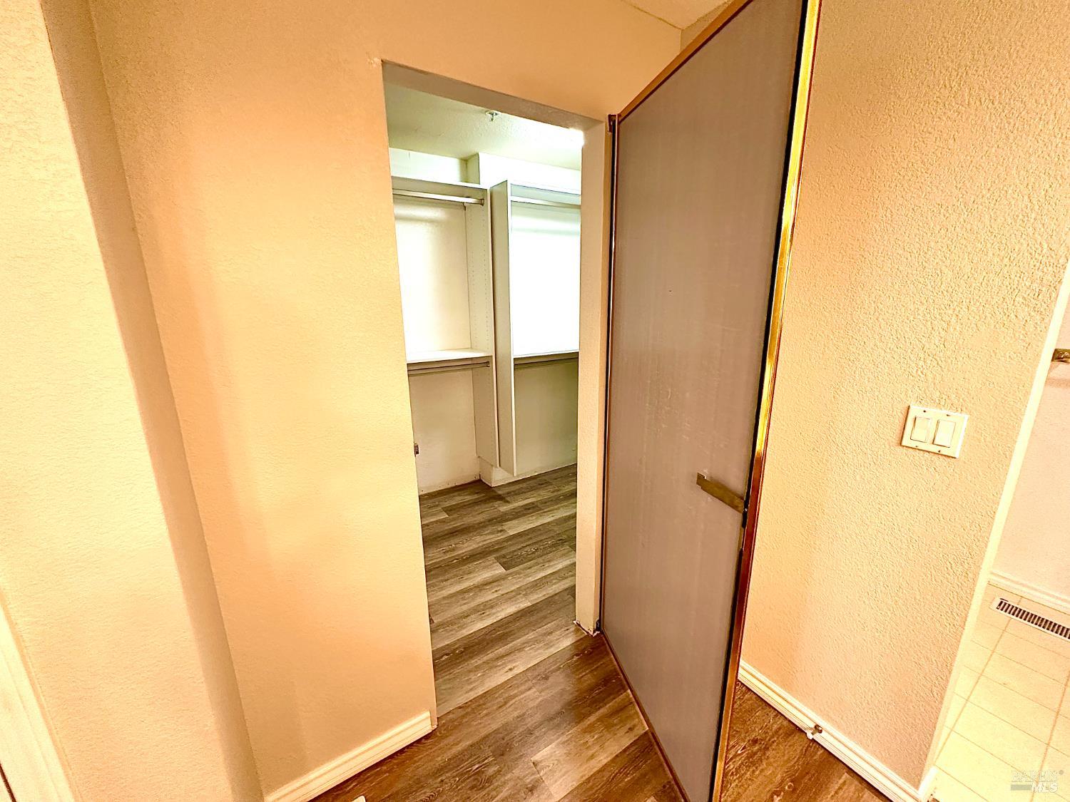 Detail Gallery Image 20 of 23 For 16 Knoll Dr, Fairfield,  CA 94534 - 2 Beds | 2/1 Baths