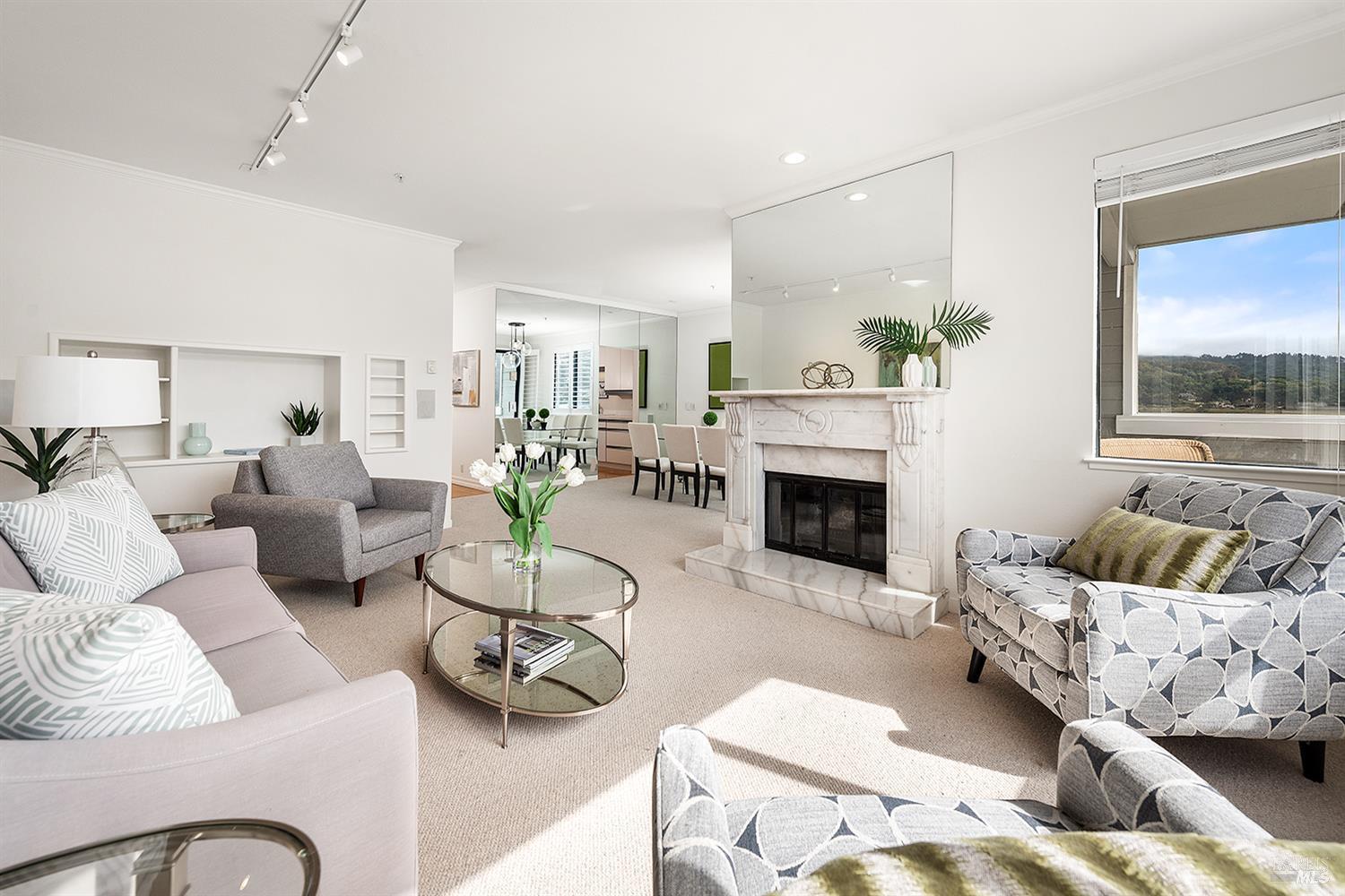 Detail Gallery Image 11 of 49 For 6029 Shelter Bay Ave, Mill Valley,  CA 94941 - 2 Beds | 2/1 Baths