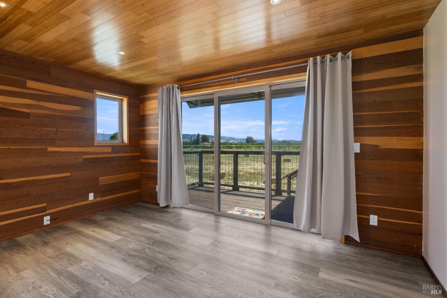Detail Gallery Image 34 of 75 For 3155 Soda Bay Rd, Lakeport,  CA 95453 - 3 Beds | 2 Baths