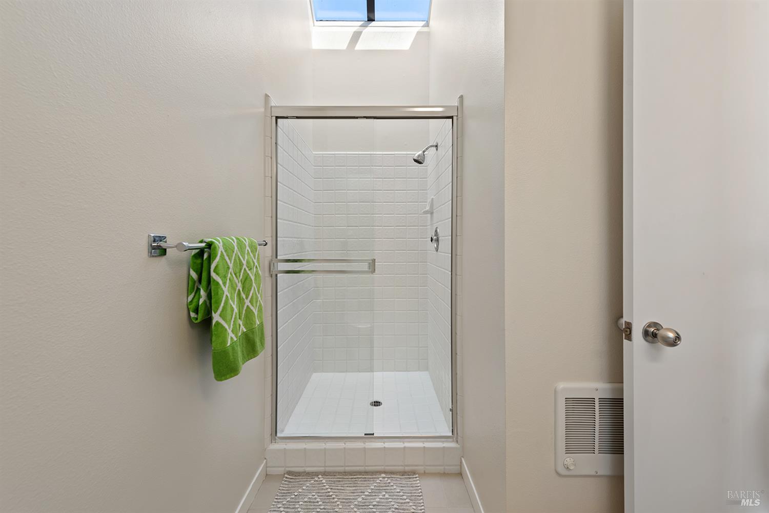 Detail Gallery Image 44 of 49 For 6029 Shelter Bay Ave, Mill Valley,  CA 94941 - 2 Beds | 2/1 Baths