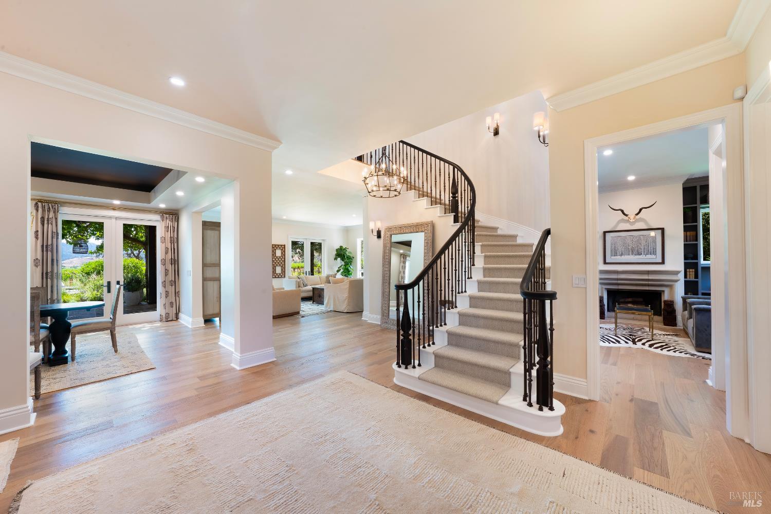 Detail Gallery Image 4 of 61 For 4189 Silverado Trl, Calistoga,  CA 94515 - 4 Beds | 5 Baths