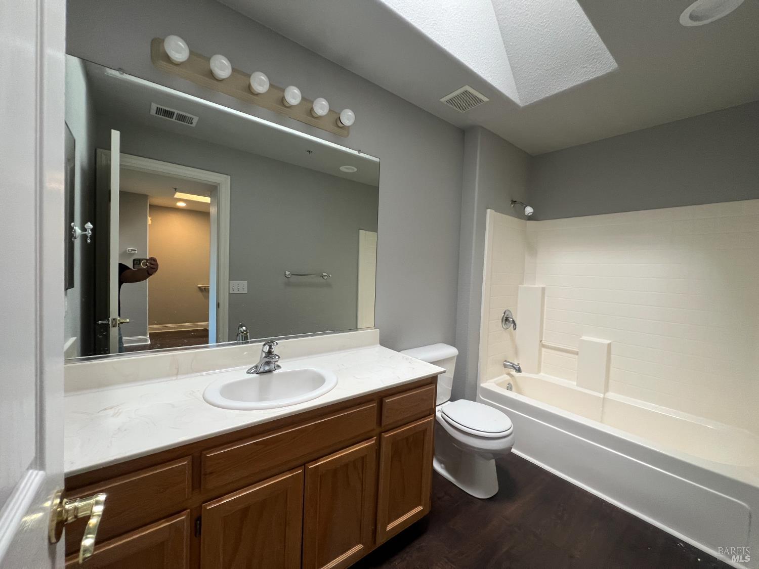 Detail Gallery Image 9 of 22 For 848 Mcclelland Dr #U4,  Windsor,  CA 95492 - 3 Beds | 2/1 Baths