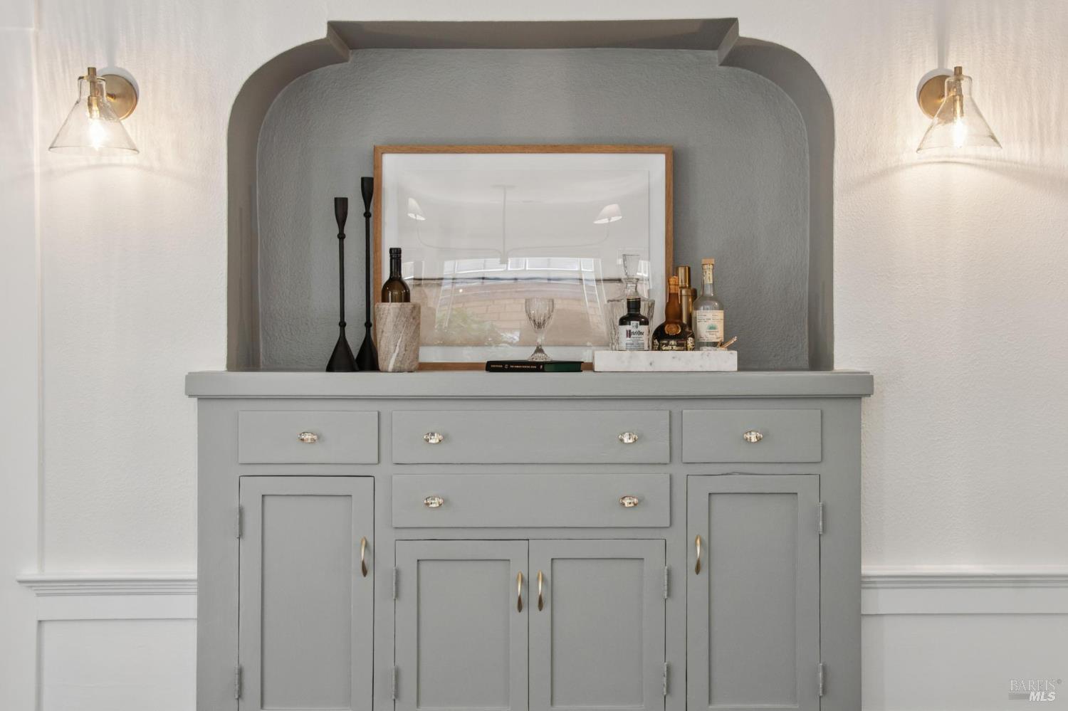 Detail Gallery Image 15 of 46 For 20 Scenic Rd, Fairfax,  CA 94930 - 2 Beds | 1 Baths