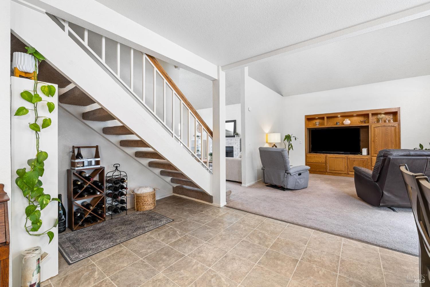 Detail Gallery Image 20 of 48 For 2344 Donahue Ave, Santa Rosa,  CA 95401 - 3 Beds | 2/1 Baths