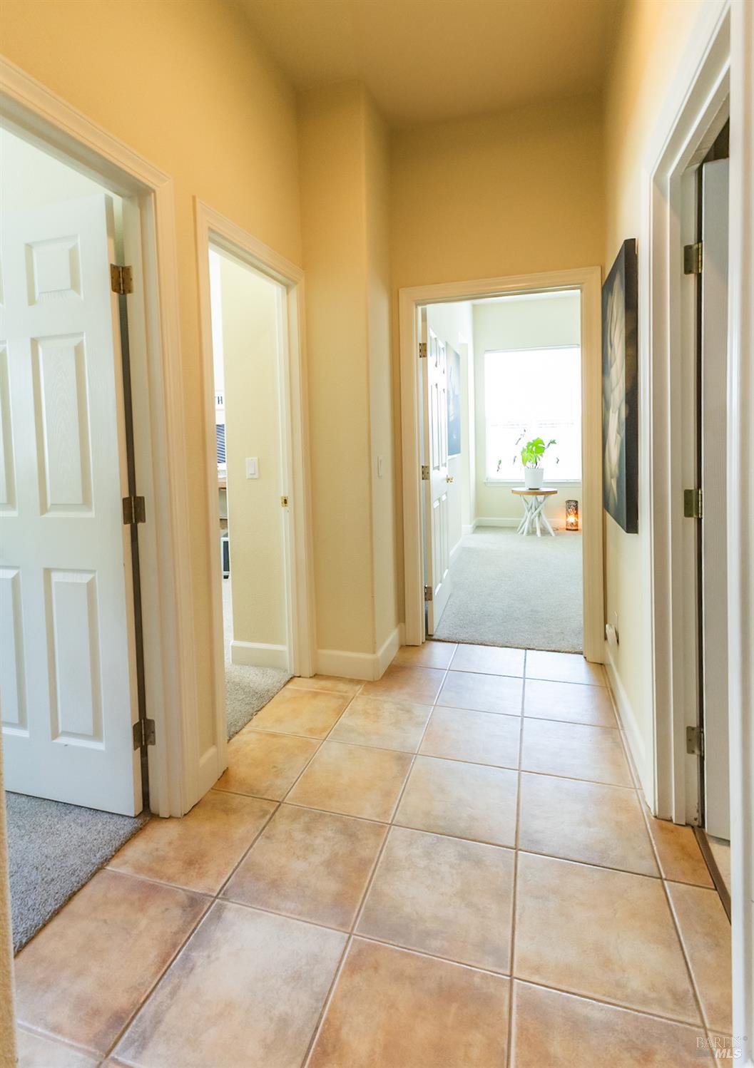 Detail Gallery Image 16 of 38 For 281 Cambria Way, Santa Rosa,  CA 95403 - 3 Beds | 2 Baths