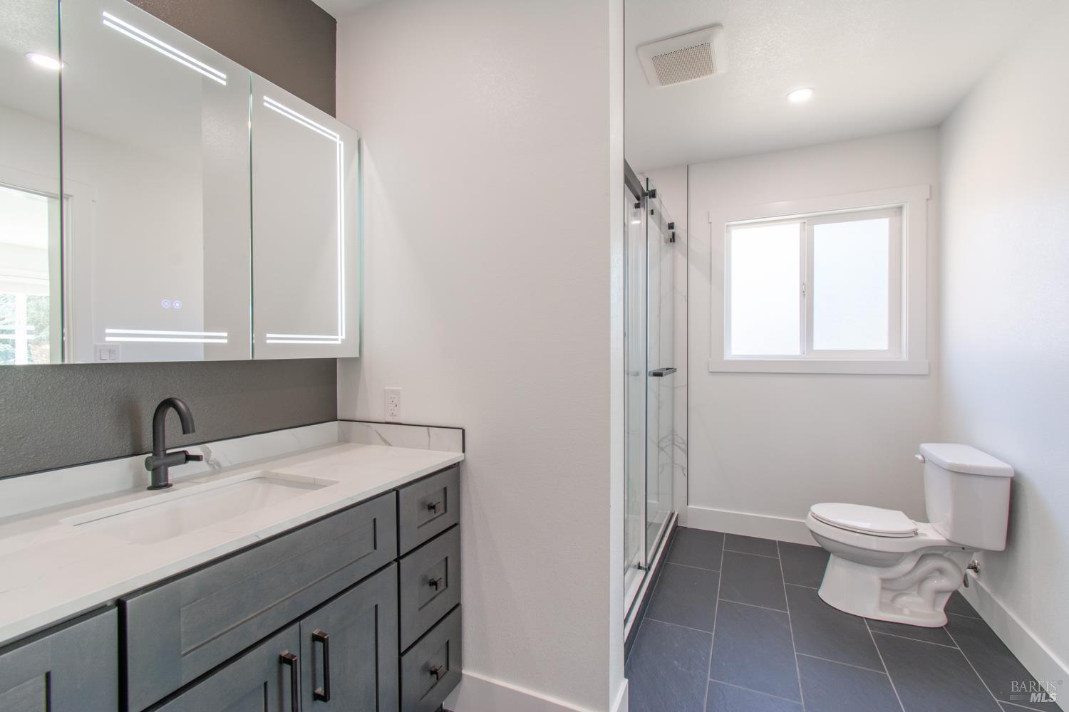 Detail Gallery Image 23 of 64 For 406 El Camino Real Unkn, Vallejo,  CA 94590 - 3 Beds | 2 Baths
