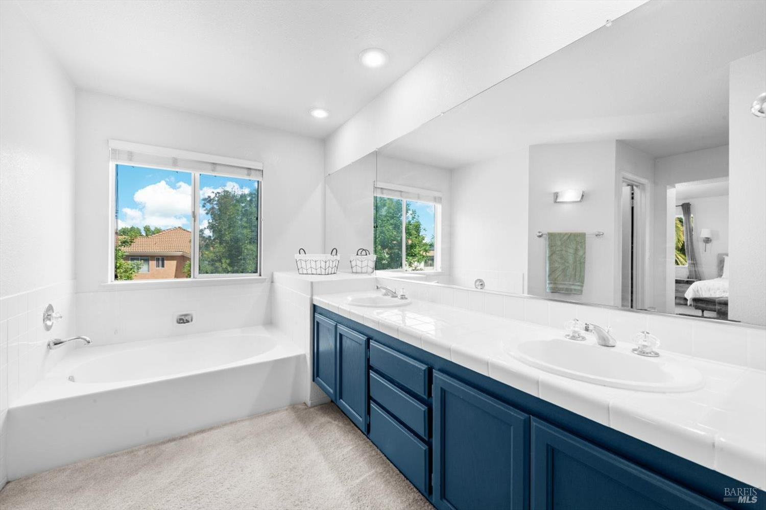 Detail Gallery Image 31 of 63 For 273 Lisburn Way, Vacaville,  CA 95688 - 5 Beds | 3 Baths