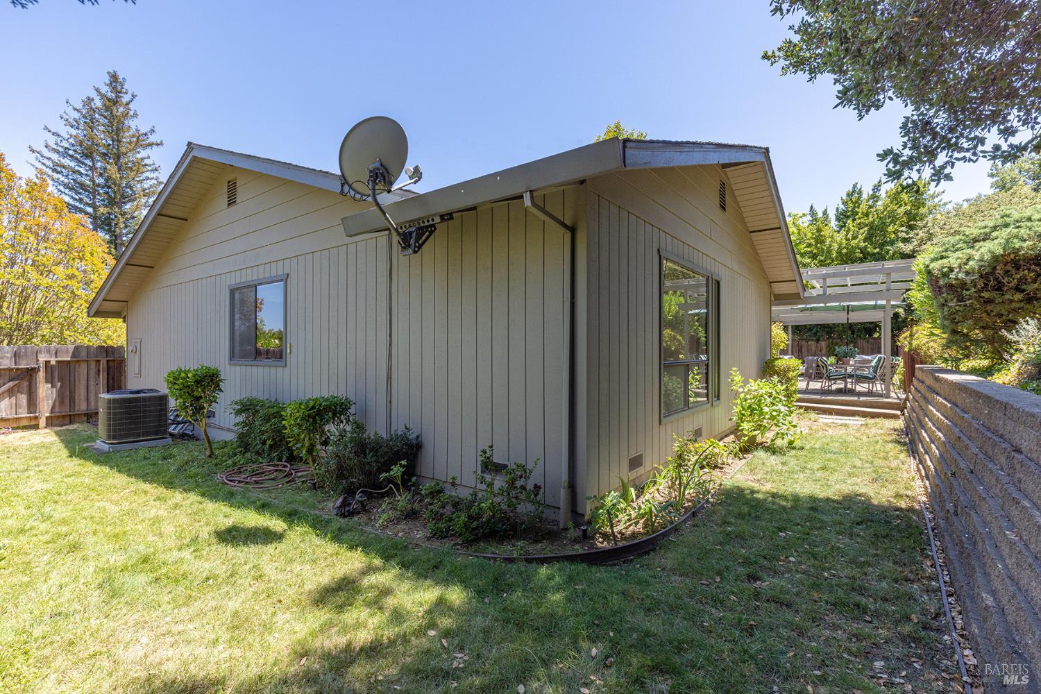 Detail Gallery Image 44 of 57 For 2740 Jacqueline Ct, Napa,  CA 94558 - 3 Beds | 2/1 Baths