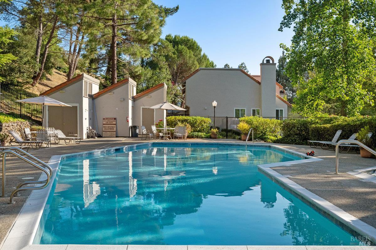 Detail Gallery Image 44 of 45 For 206 Paseo Bernal Unkn, Moraga,  CA 94556 - 3 Beds | 3 Baths