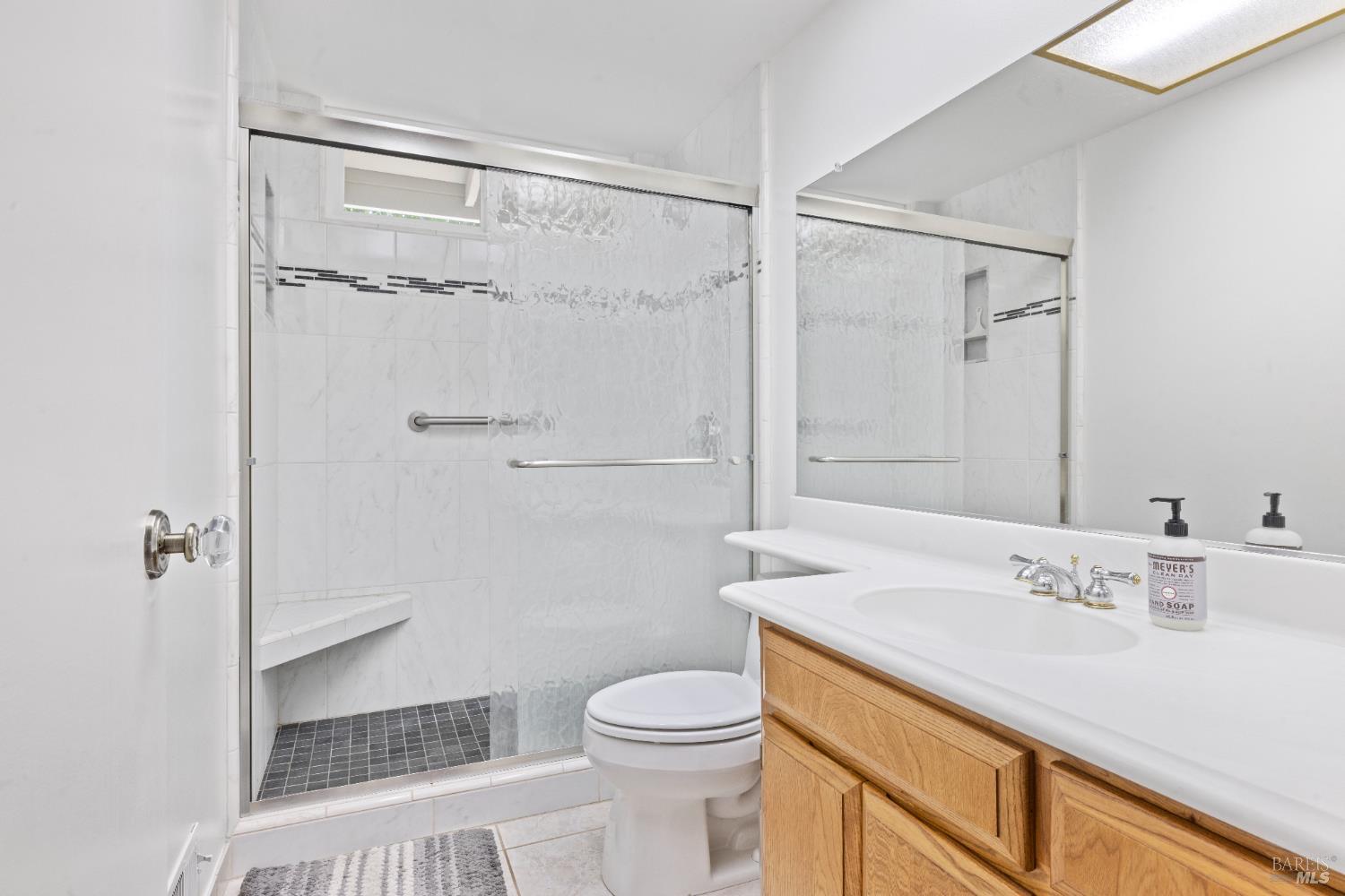 Detail Gallery Image 28 of 48 For 8819 Hood Mountain Way, Santa Rosa,  CA 95409 - 3 Beds | 2 Baths