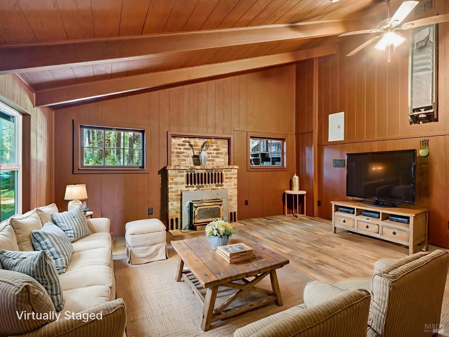 Detail Gallery Image 2 of 20 For 19630 Crescent Ave, Monte Rio,  CA 95462 - 2 Beds | 1 Baths