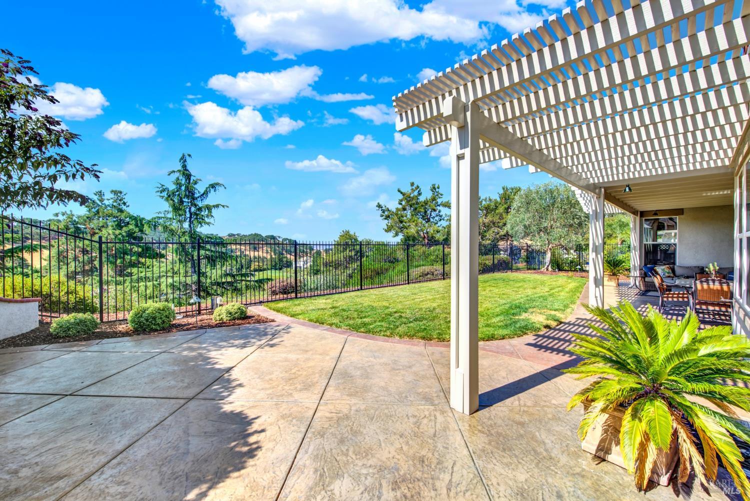Detail Gallery Image 82 of 93 For 3337 Spyglass Ct, Fairfield,  CA 94534 - 4 Beds | 2/1 Baths