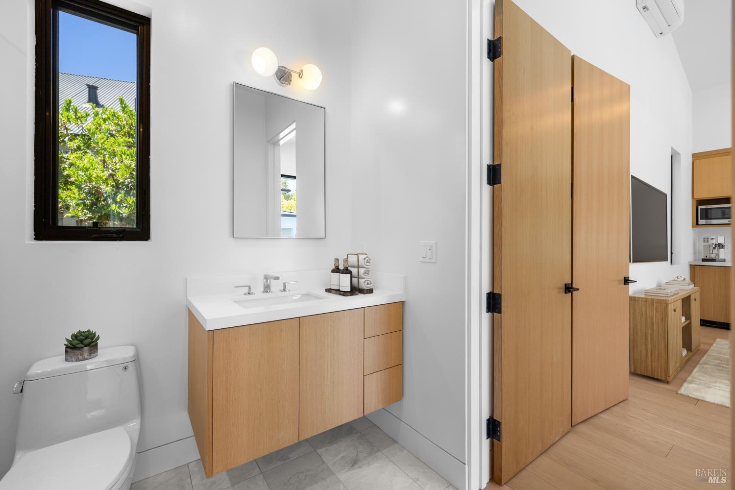 Detail Gallery Image 29 of 36 For 1547 Allyn Ave, Saint Helena,  CA 94574 - 5 Beds | 5 Baths