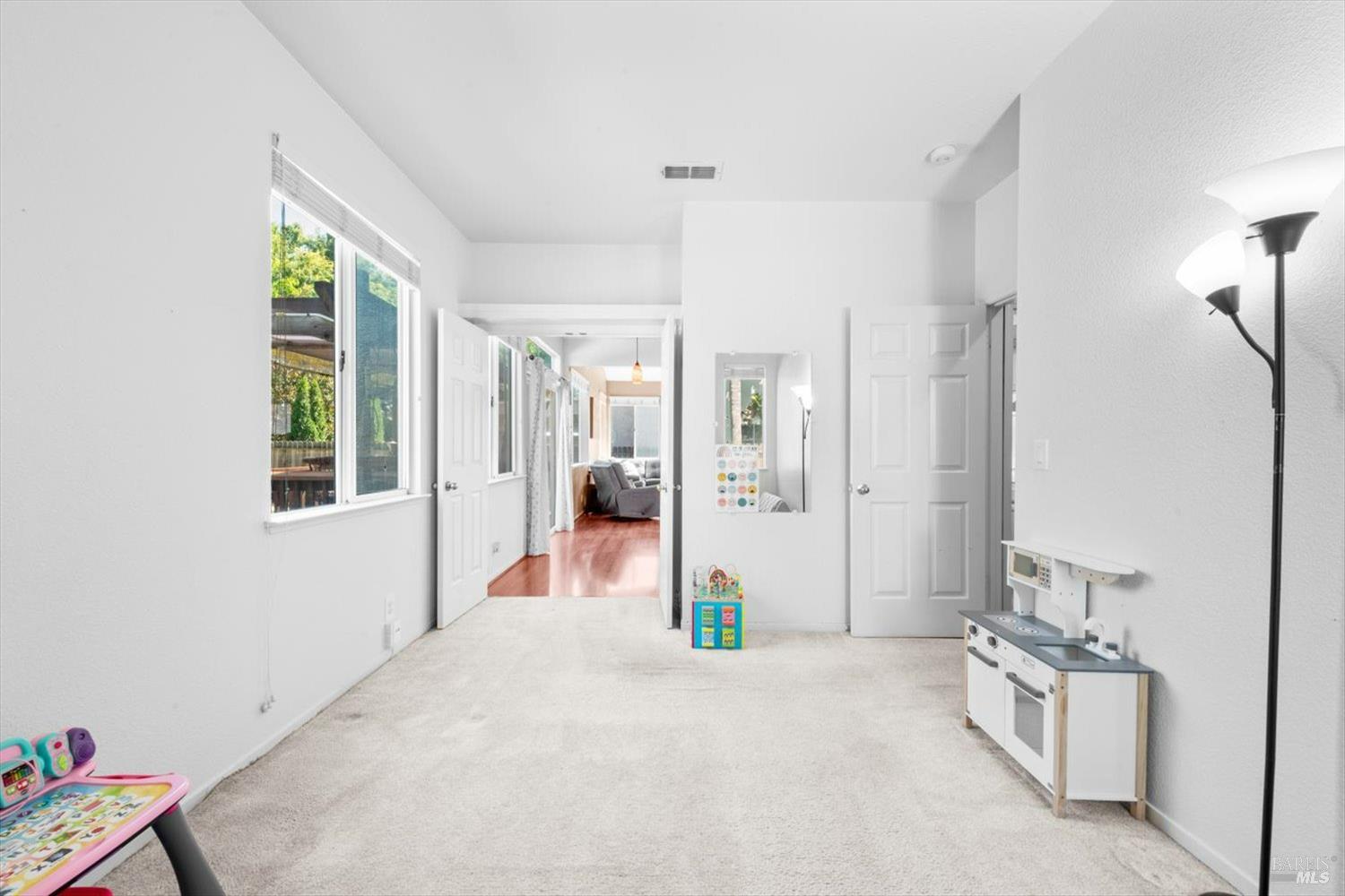Detail Gallery Image 21 of 63 For 273 Lisburn Way, Vacaville,  CA 95688 - 5 Beds | 3 Baths