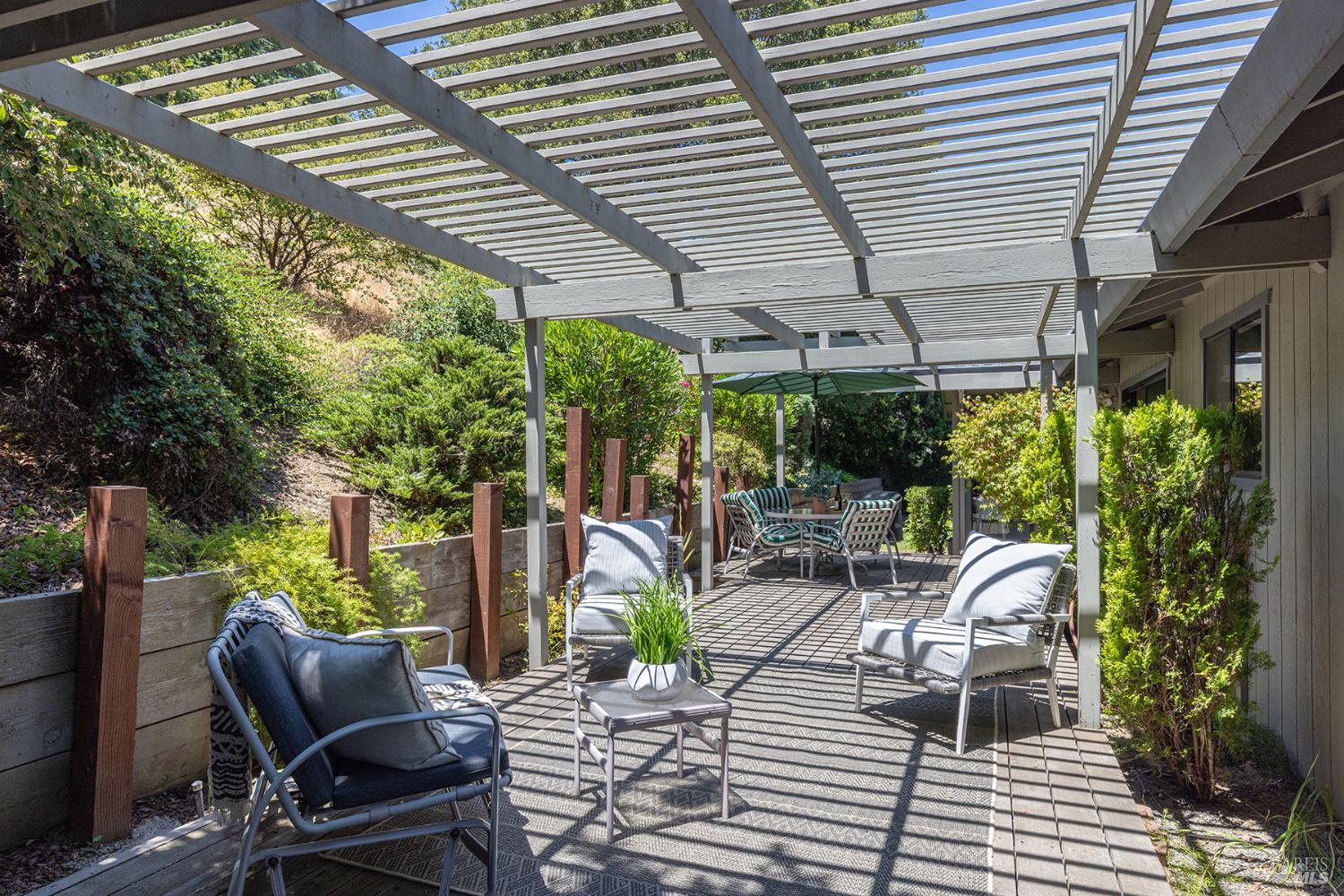 Detail Gallery Image 8 of 57 For 2740 Jacqueline Ct, Napa,  CA 94558 - 3 Beds | 2/1 Baths