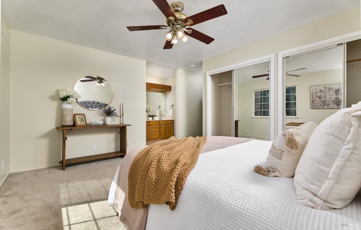 Detail Gallery Image 13 of 29 For 1325 Angela Ct, Dixon,  CA 95620 - 3 Beds | 2/1 Baths