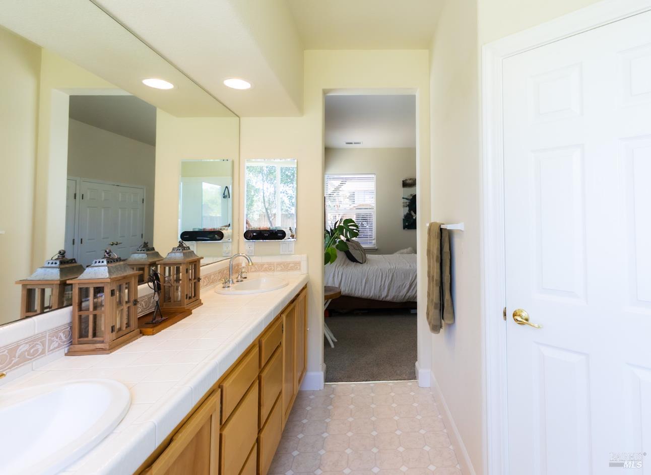Detail Gallery Image 24 of 38 For 281 Cambria Way, Santa Rosa,  CA 95403 - 3 Beds | 2 Baths
