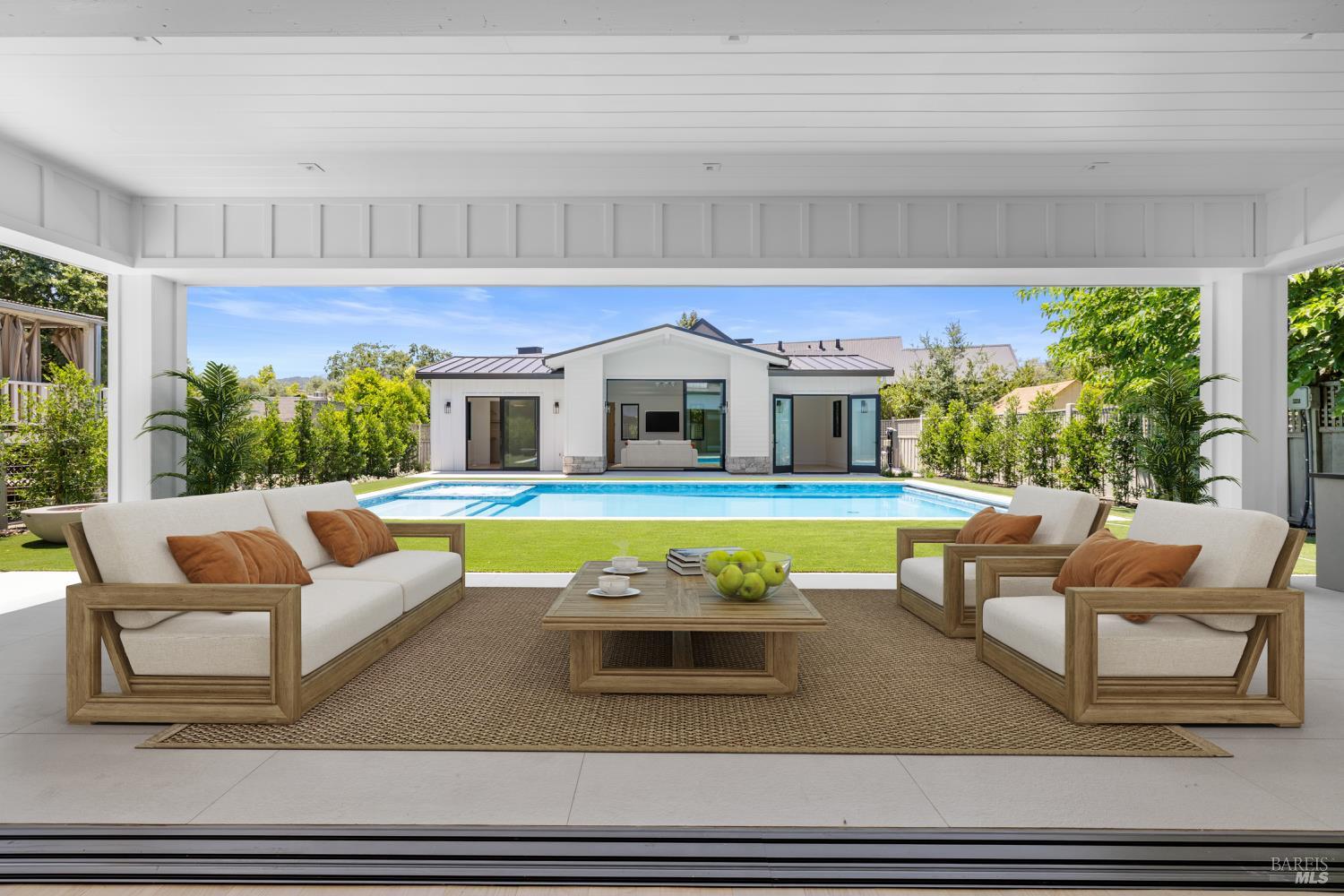 Detail Gallery Image 5 of 36 For 1547 Allyn Ave, Saint Helena,  CA 94574 - 5 Beds | 5 Baths