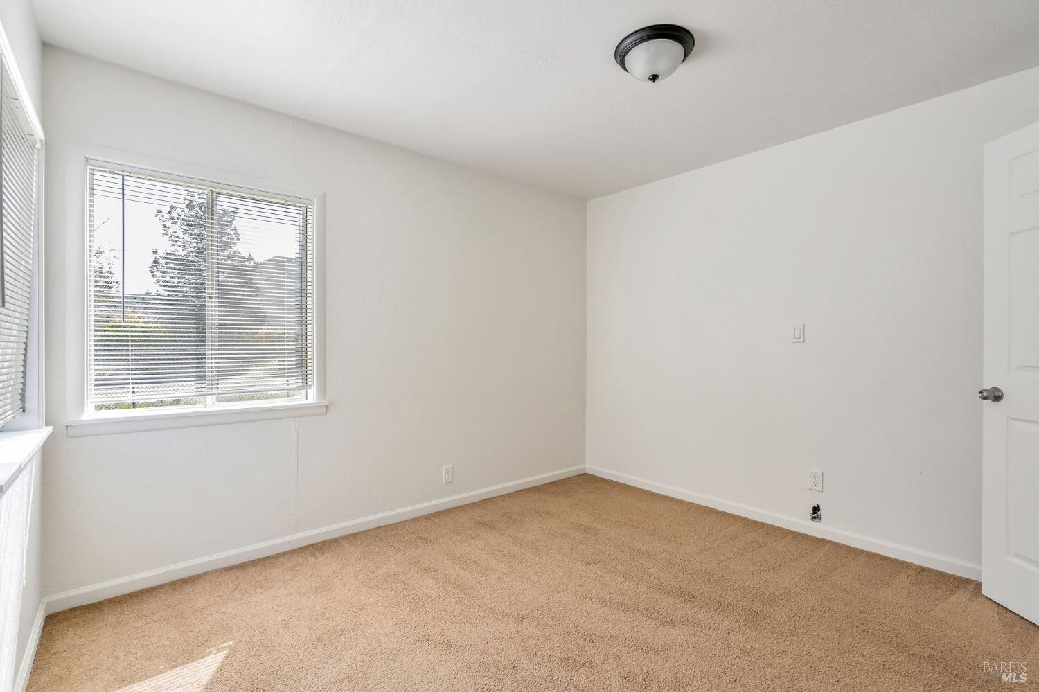 Detail Gallery Image 21 of 36 For 4475 Dowdell Ave, Santa Rosa,  CA 95407 - 4 Beds | 3 Baths