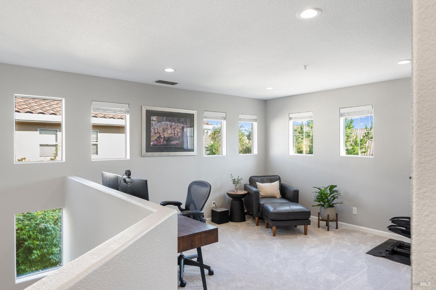 Detail Gallery Image 41 of 95 For 90 S Newport Dr, Napa,  CA 94559 - 4 Beds | 2/1 Baths