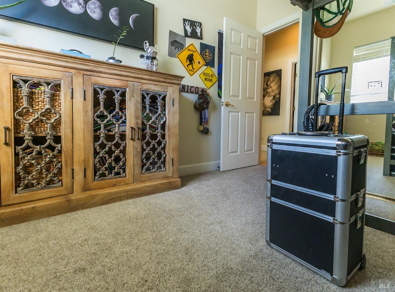 Detail Gallery Image 20 of 38 For 281 Cambria Way, Santa Rosa,  CA 95403 - 3 Beds | 2 Baths