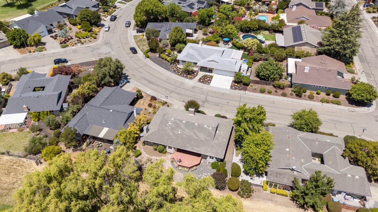Detail Gallery Image 42 of 48 For 8819 Hood Mountain Way, Santa Rosa,  CA 95409 - 3 Beds | 2 Baths