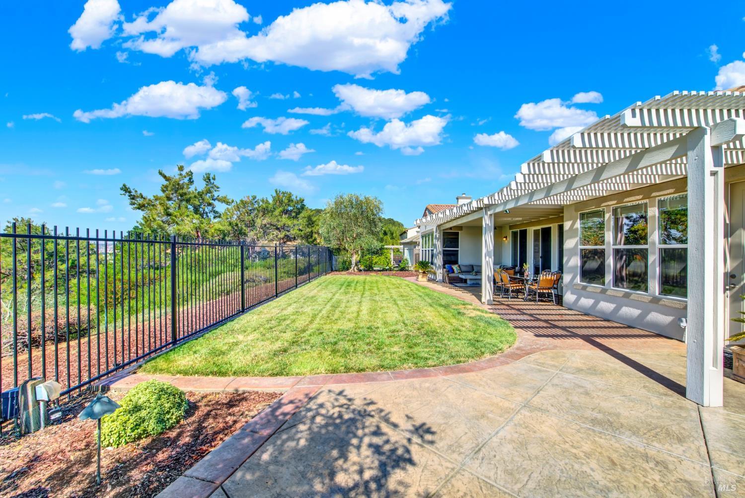 Detail Gallery Image 81 of 93 For 3337 Spyglass Ct, Fairfield,  CA 94534 - 4 Beds | 2/1 Baths
