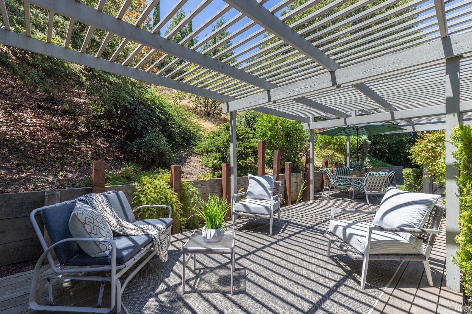 Detail Gallery Image 32 of 57 For 2740 Jacqueline Ct, Napa,  CA 94558 - 3 Beds | 2/1 Baths
