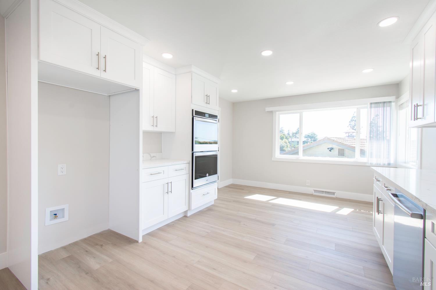 Detail Gallery Image 33 of 64 For 406 El Camino Real Unkn, Vallejo,  CA 94590 - 3 Beds | 2 Baths