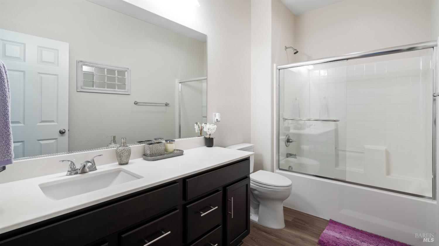 Detail Gallery Image 26 of 30 For 2129 Kingwood Rd, Rohnert Park,  CA 94928 - 3 Beds | 2/1 Baths