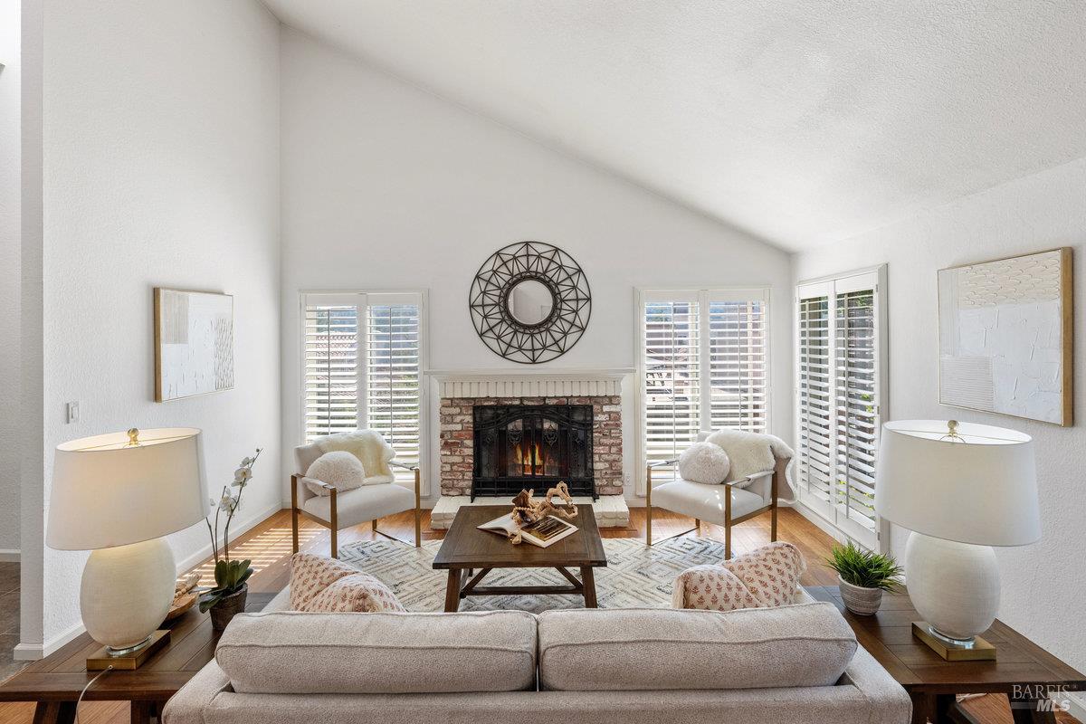 Detail Gallery Image 6 of 45 For 206 Paseo Bernal Unkn, Moraga,  CA 94556 - 3 Beds | 3 Baths